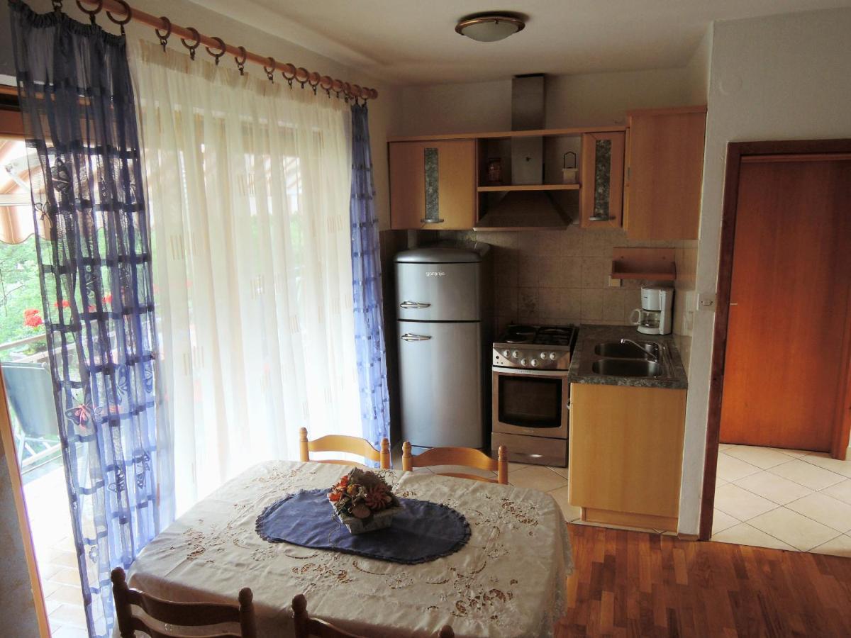 Apartments Sabina I Grapes Malinska Ngoại thất bức ảnh